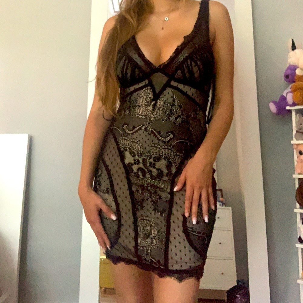 bebe going out dress
